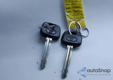 2011 Toyota Tacoma из США, поврежденный, VIN 5TFPX4EN8BX001784